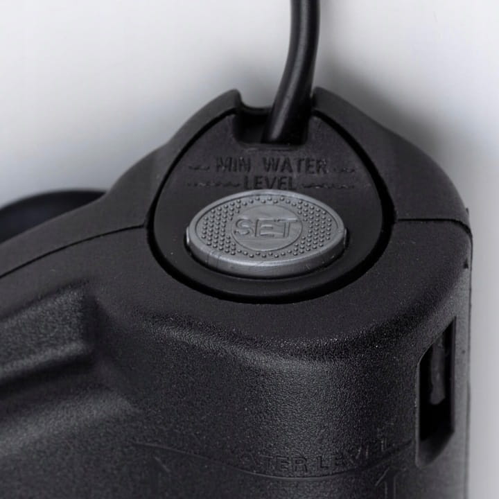 Aquael-Platinium-Heater-500W-Grzalka-akwarystyczna-Srednica-szerokosc-9-cm.jpg